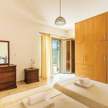 Sleeps 6 With Pool Air Con And Wifi וילה מיקרוס גיאלוס